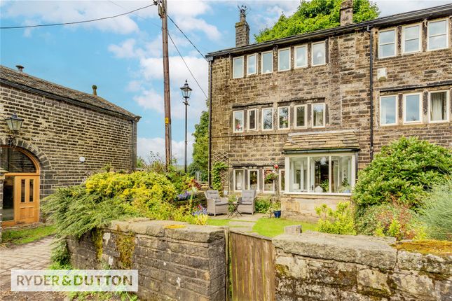 Holly Grove, Dobcross, Saddleworth, OL3 2 bed end of terrace house for sale