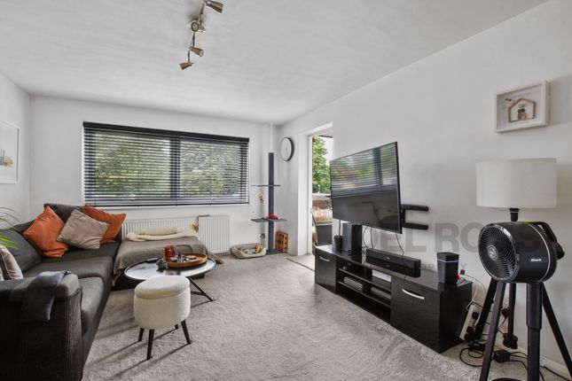 1 bed flat