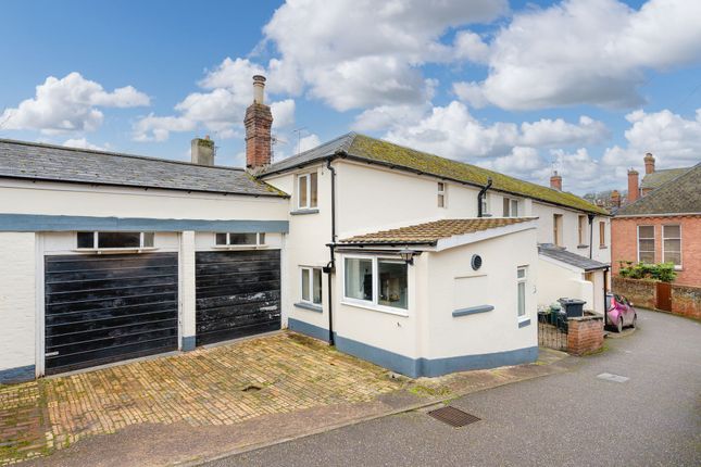 High Street, Crediton, EX17 4 bed end of terrace house for sale