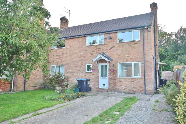 Hillside Close, Woking GU21 2 bed maisonette for sale