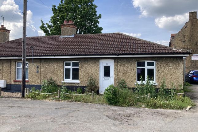 Black Horse Lane, Chatteris PE16 2 bed semi