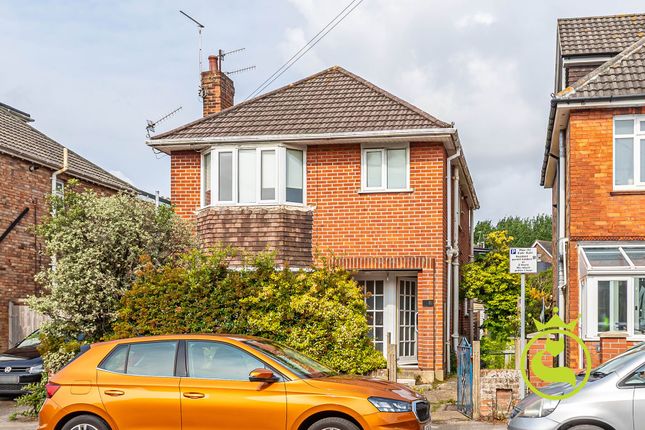 Salterns Road, Poole BH14 1 bed flat for sale