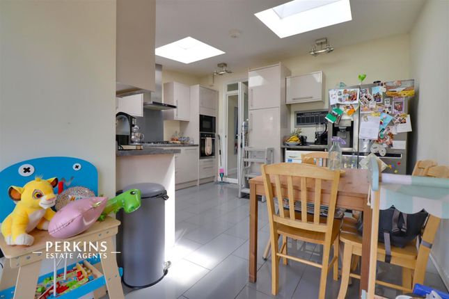 Southall, UB1 3 bed end of terrace house for sale