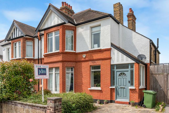 5 bedroom semi-detached house for sale