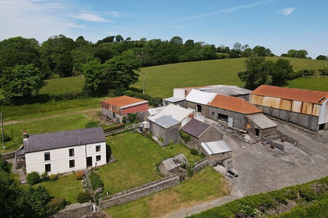 Heol Troeon Bach, Llanedi... 3 bed property with land for sale