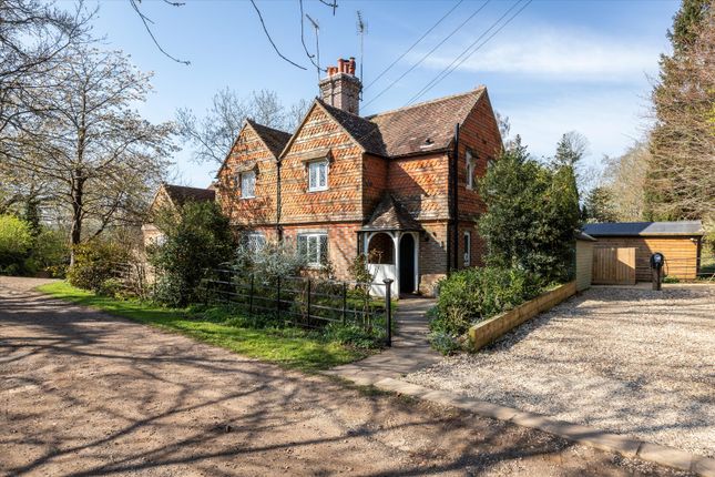 French Hill, Thursley, Godalming... 2 bed semi