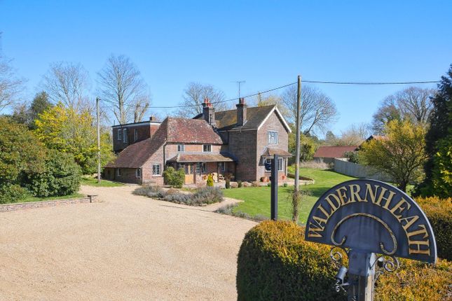 6 bedroom detached house for sale