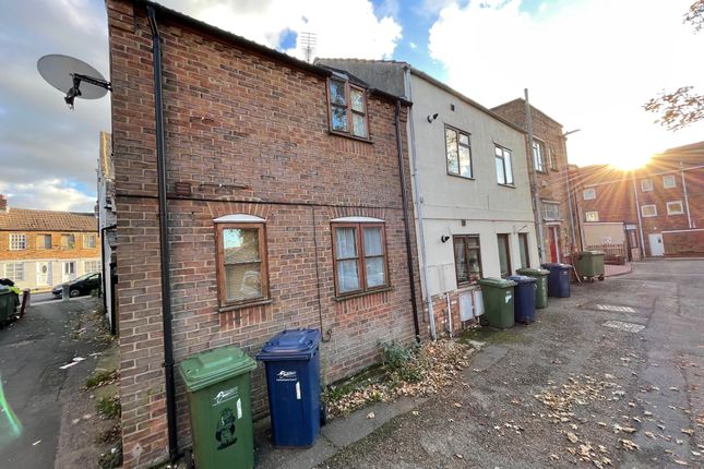 1 bed end terrace house