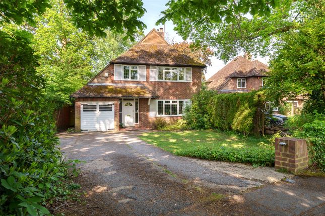Frog Hall Drive, Berkshire RG40 4 bed detached house for sale