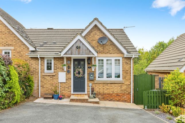 2 bedroom semi-detached house for sale
