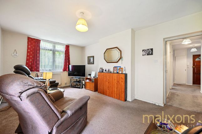 Strathdon Drive, London SW17 2 bed flat for sale