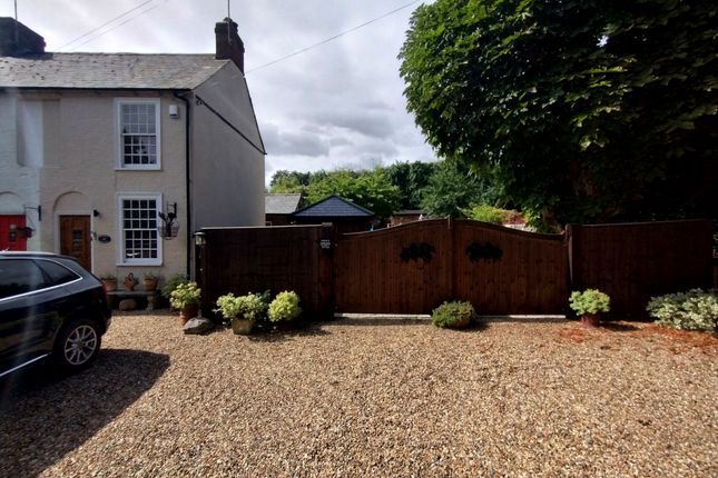 Lynch Hill, Kensworth Dunstable, LU6 2 bed end of terrace house for sale
