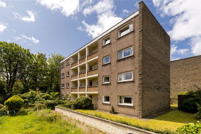 4/8 Trinity Court, Trinity... 2 bed apartment for sale