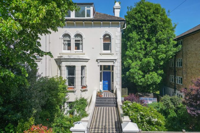 Clermont Terrace, Brighton, BN1 6 bed semi