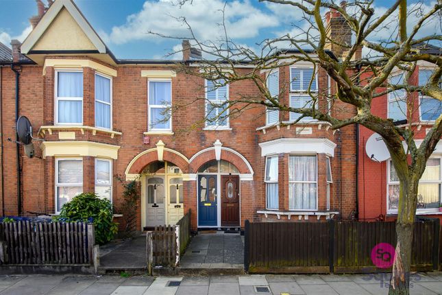 Ravenshurst Avenue, Hendon, London 2 bed flat for sale