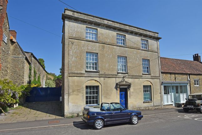 6 bed property