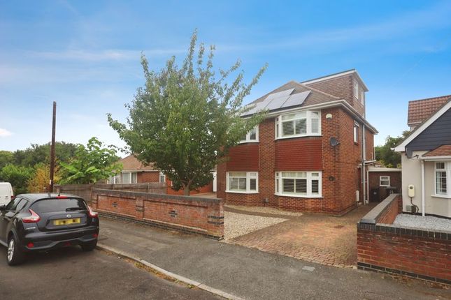 Cherford Road, Bournemouth BH11 5 bed detached house for sale