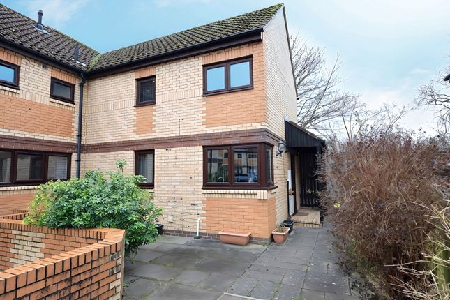 3 bed semi-detached house