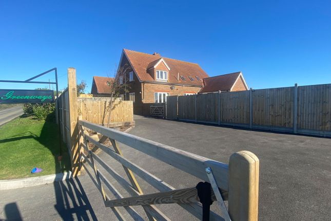 Eastchurch Road, Sheerness ME12 4 bed detached house for sale