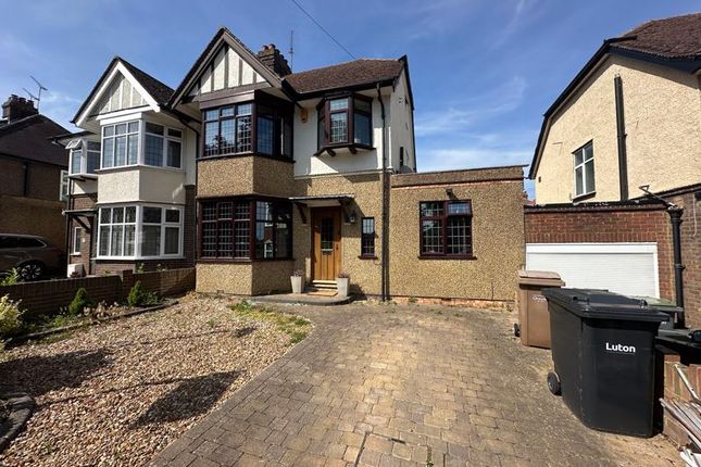 5 bedroom semi-detached house for sale