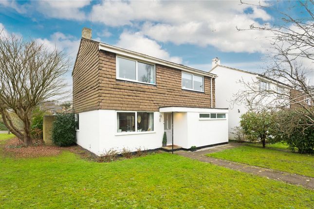 Kilnside, Claygate, Esher, Surrey, KT10 3 bed detached house for sale