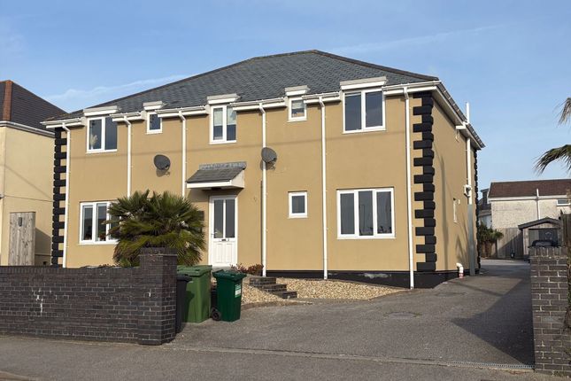Treloggan Road, Newquay TR7 1 bed flat for sale