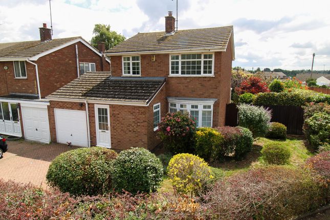 Fulford Drive, Northampton, NN2 3 bed link detached house for sale