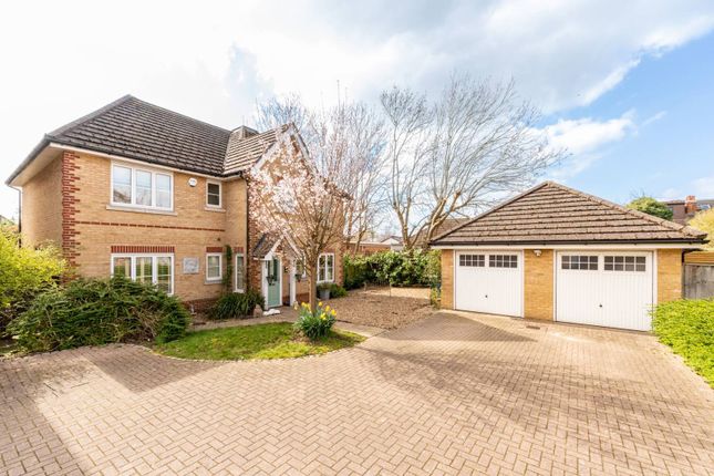 Ray Meadow, Maidenhead, SL6 5 bed detached house for sale