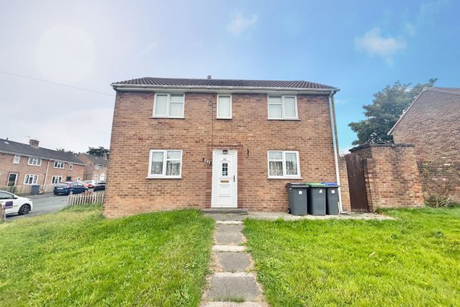 Dinmore Avenue, Blackpool FY3 3 bed semi