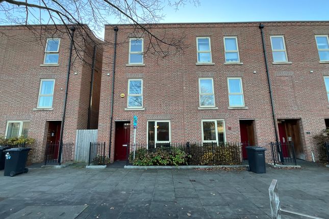 2 bed end terrace house