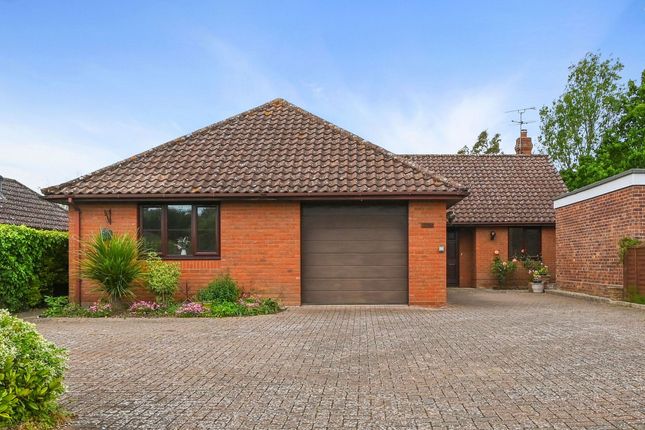 Catherine Road, Woodbridge, IP12 3 bed detached bungalow for sale