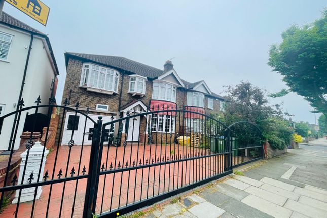 6 bed semi-detached house