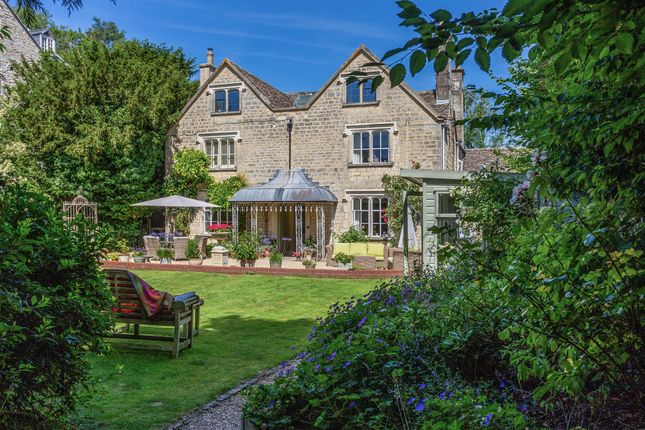 8 bedroom detached house for sale