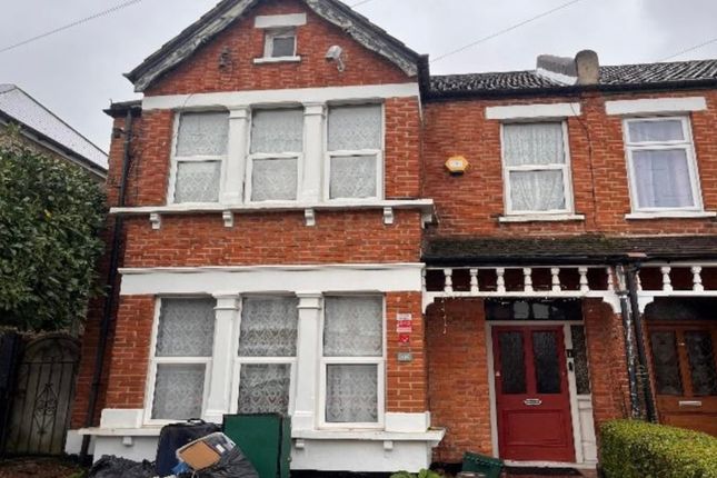 4 bed semi-detached house