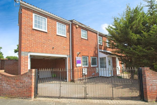 5 bedroom end of terrace house for sale