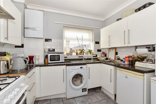 Sandown Road, Sandown, Isle of Wight 2 bed ground floor flat for sale