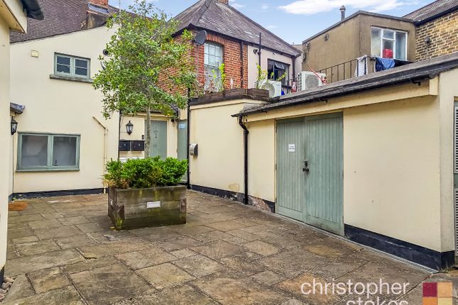 Maidenhead Yard, Hertford... 2 bed terraced house for sale