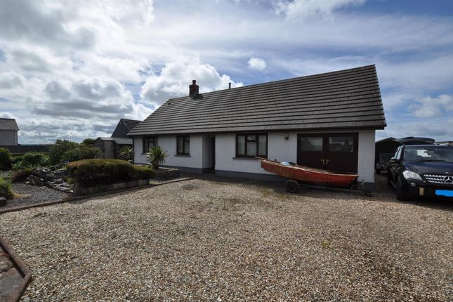 Laugharne, Carmarthen 3 bed detached bungalow for sale