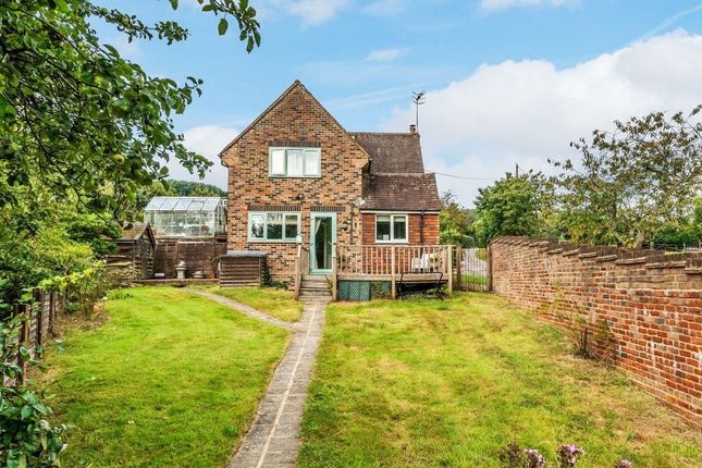 LOGMORE LANE, WESTCOTT, RH4 3 bed detached house for sale