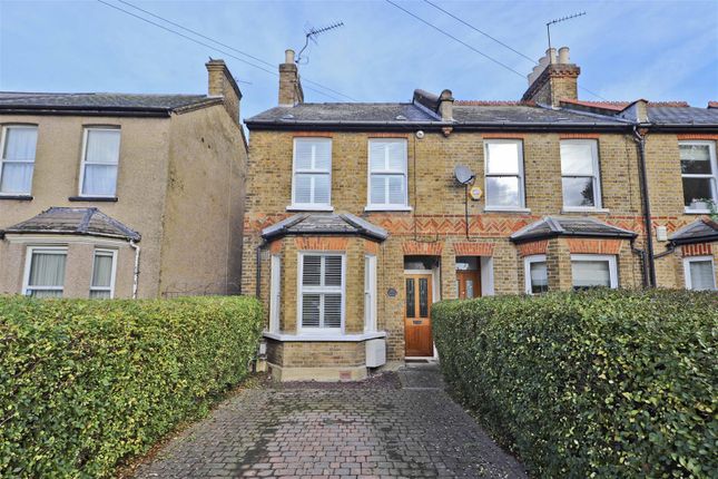 3 bed end terrace house