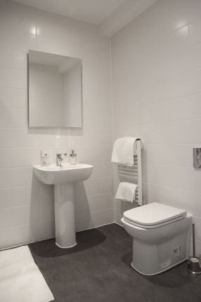 2 bed flat