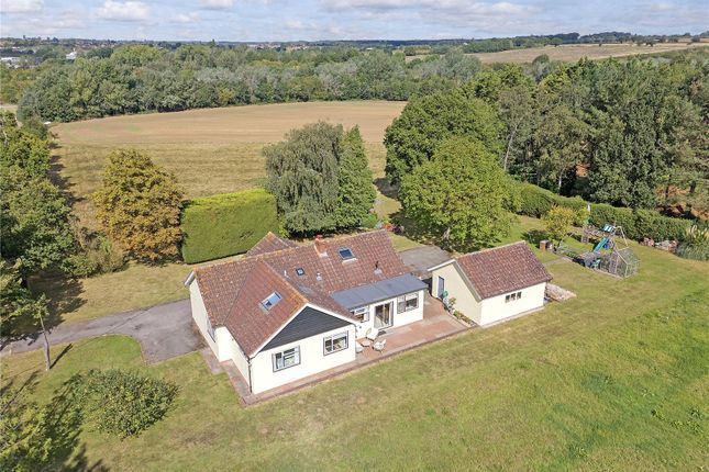 Chelmsford Road, Dunmow, Essex, CM6 4 bed bungalow for sale