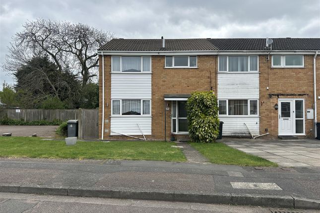 Alderton Close, Leicester LE4 3 bed semi