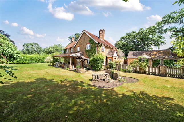 Watchetts Drive, Surrey GU15 5 bed detached house for sale
