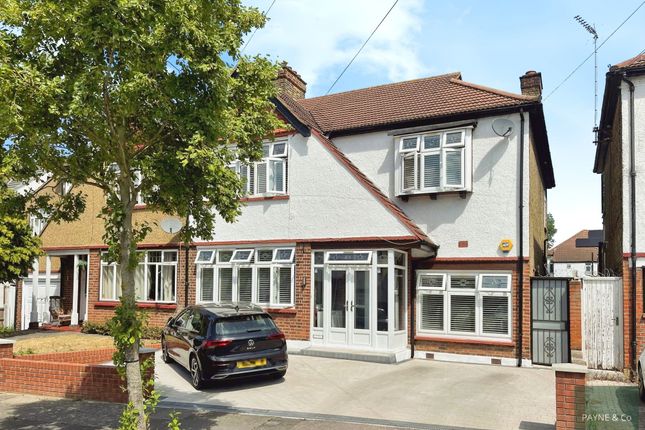 Lincoln Gardens, Ilford, IG1 4 bed semi