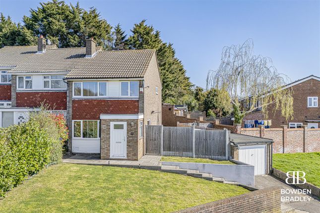 North Dene, Chigwell 3 bed end of terrace house for sale