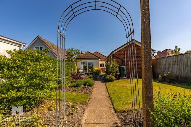 2 bedroom detached bungalow for sale