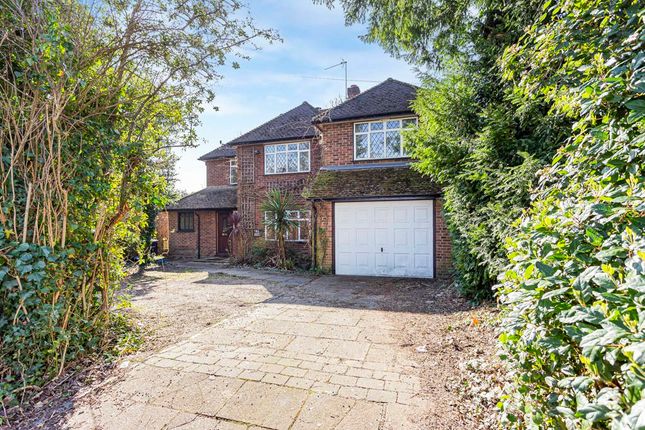 Middle Hill, Egham, Surrey, TW20 4 bed detached house for sale