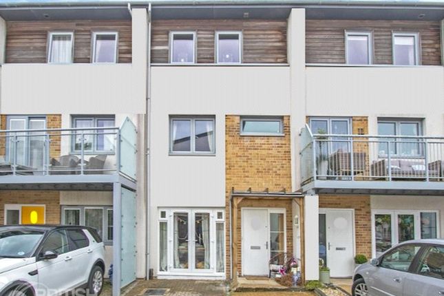 4 bed town house