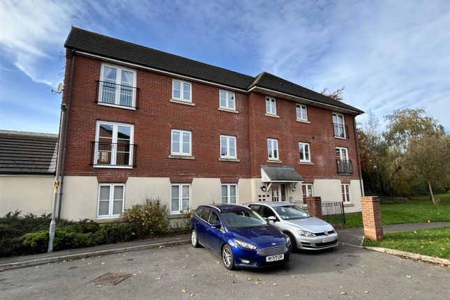 Barley Leaze, Chippenham 2 bed flat for sale